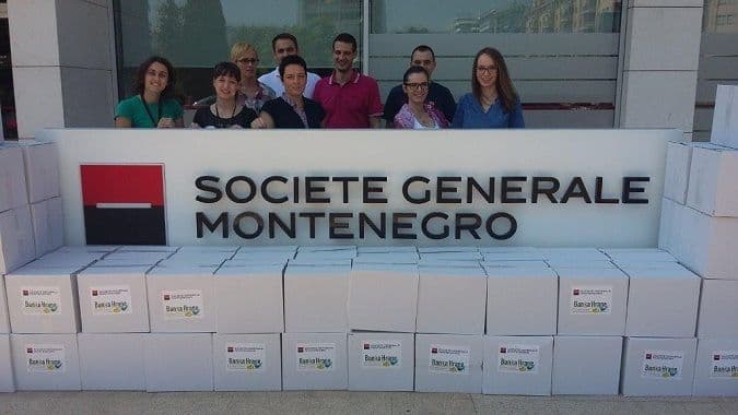 Zaposleni u Societe Generale banci donirali iše od pola tone hrane samohranim roditeljima u CG Zaposleni u Societe Generale banci donirali iše od pola tone hrane samohranim roditeljima u CG