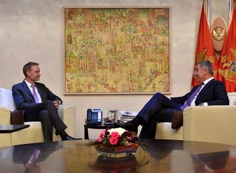 Predsjednik Vlade primio zamjenika pomoćnika državnog sekretara za odbranu SAD Predsjednik Vlade primio zamjenika pomoćnika državnog sekretara za odbranu SAD