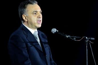 VUJANOVIĆ: "Naš suverenitet - naše pravo da biramo put"