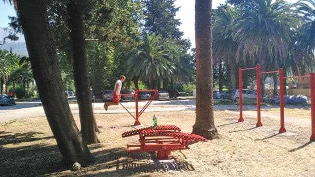 Poklon gradu za praznik: Teretana na otvorenom Poklon gradu za praznik: Teretana na otvorenom