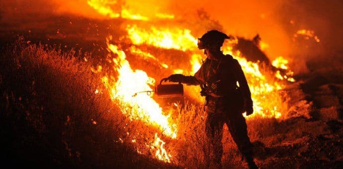 Kišoviti jun bez većih požara, vatrogasci strahuju od nabujale vegetacije Kišoviti jun bez većih požara, vatrogasci strahuju od nabujale vegetacije