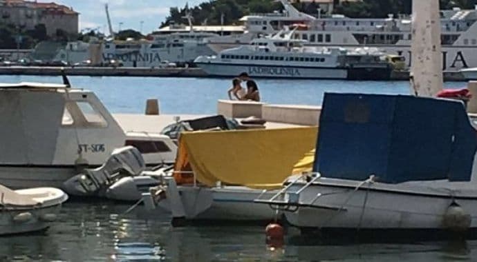 Usred dana vodili ljubav na obalama Jadrana Usred dana vodili ljubav na obalama Jadrana