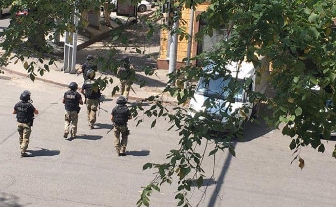 HAOS U KAZAHSTANU: Naoružani napadači pucali na policiju, ima mrtvih HAOS U KAZAHSTANU: Naoružani napadači pucali na policiju, ima mrtvih