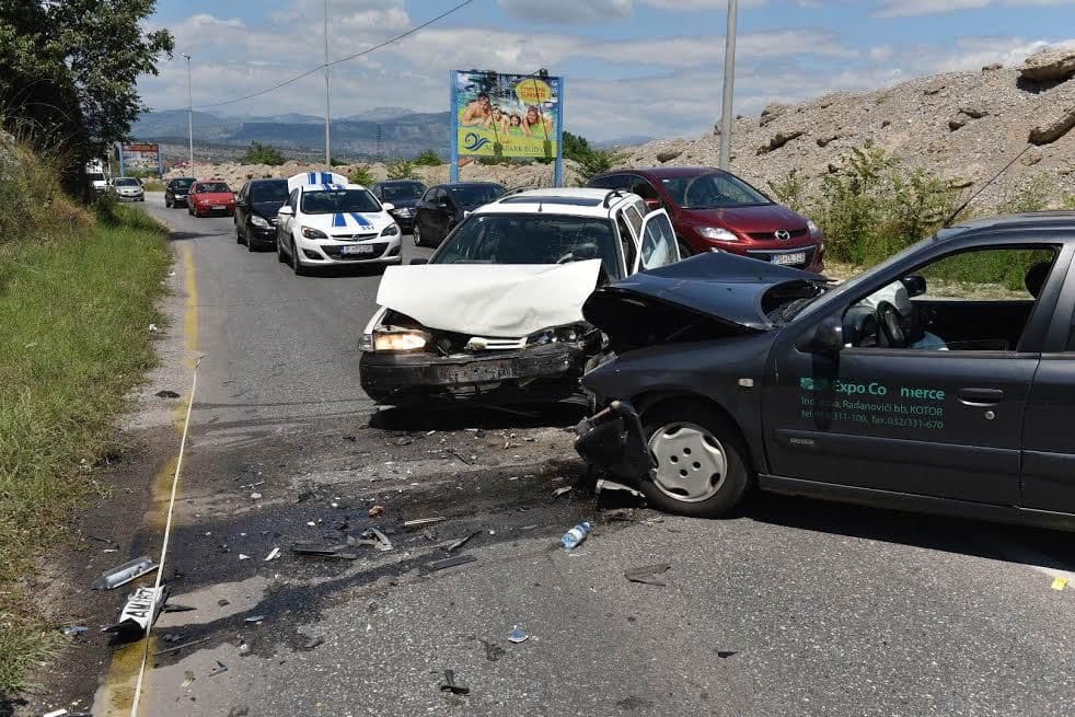 Udes u Donjoj Gorici, sudarila se dva vozila Udes u Donjoj Gorici, sudarila se dva vozila