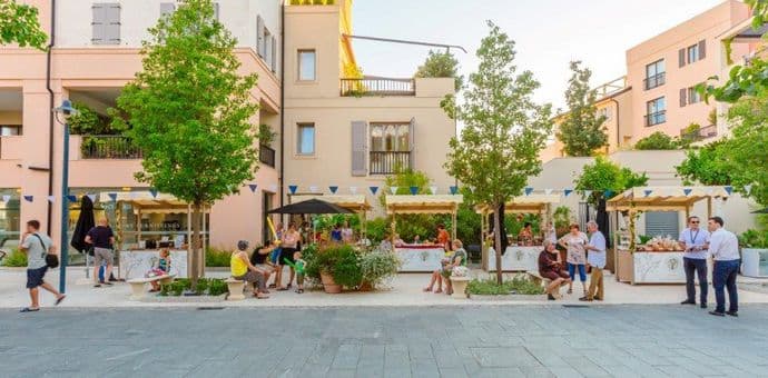 Pijaca domaćih prozivoda u Porto Montenegru Pijaca domaćih prozivoda u Porto Montenegru