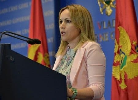 VLADA: Usvojena Strategija razvoja informacionog društva VLADA: Usvojena Strategija razvoja informacionog društva