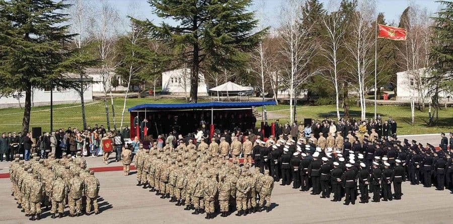 Veće plate u Vojsci Crne Gore Veće plate u Vojsci Crne Gore