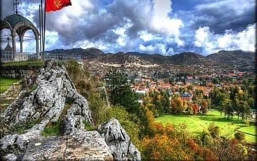Cetinje je zadužilo Crnu Goru i zaslužilo poseban status Cetinje je zadužilo Crnu Goru i zaslužilo poseban status
