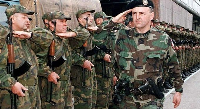 Arkan Hrvatskoj prodao 12 šlepera sa oružjem i video zapis masakra na Ovčari?! Arkan Hrvatskoj prodao 12 šlepera sa oružjem i video zapis masakra na Ovčari?!