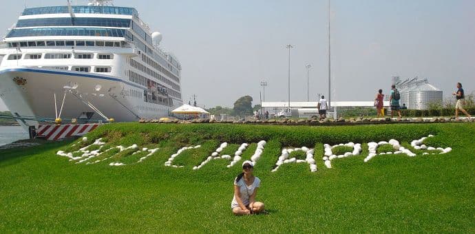 Djevojke iz Crne Gore na kruzeru: Put sazdan od snova, putovanja, rada... Djevojke iz Crne Gore na kruzeru: Put sazdan od snova, putovanja, rada...
