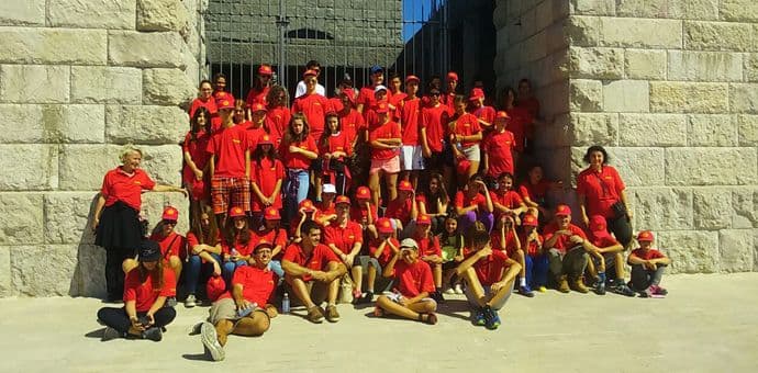 Goranović dočekao djecu crnogorskih iseljenika u Narodnom muzeju na Cetinju Goranović dočekao djecu crnogorskih iseljenika u Narodnom muzeju na Cetinju