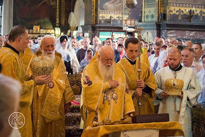 Mihailo služio liturgiju sa patrijarhom Filaretom u Kijevu Mihailo služio liturgiju sa patrijarhom Filaretom u Kijevu