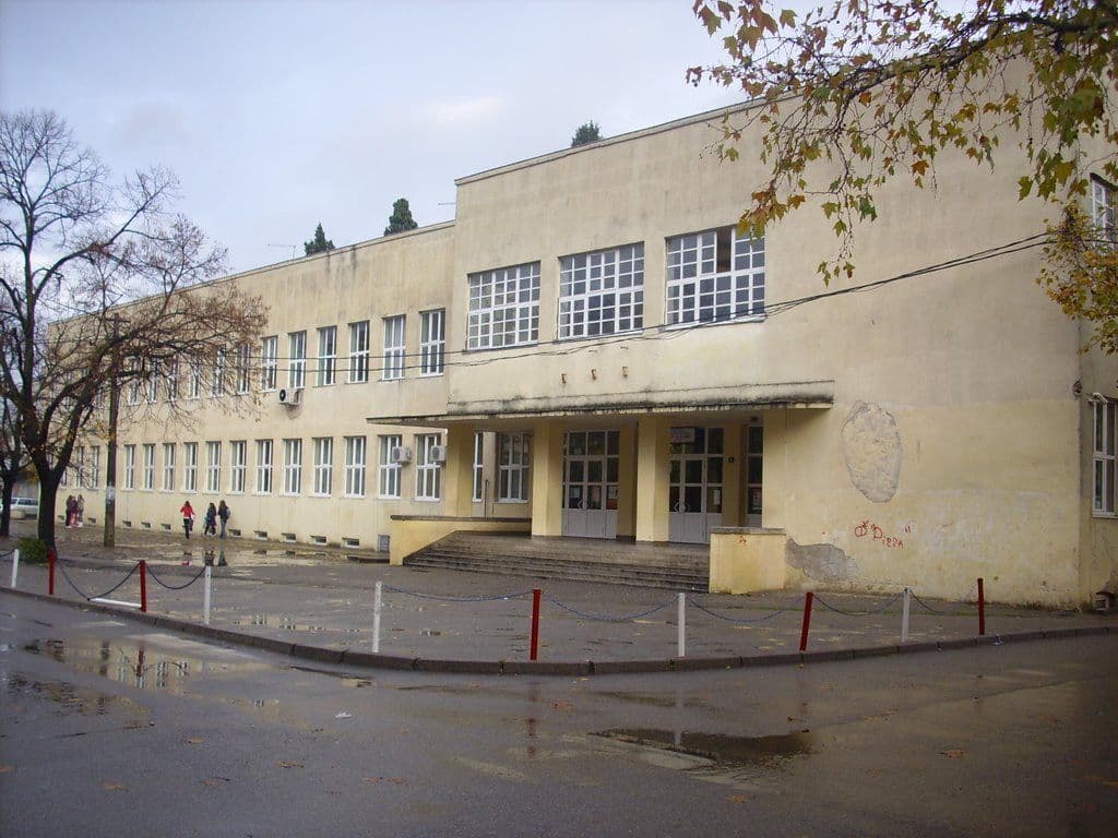 ZA LJEPŠE ŠKOLE: "Savo Pejanović" prva na listi ZA LJEPŠE ŠKOLE: "Savo Pejanović" prva na listi