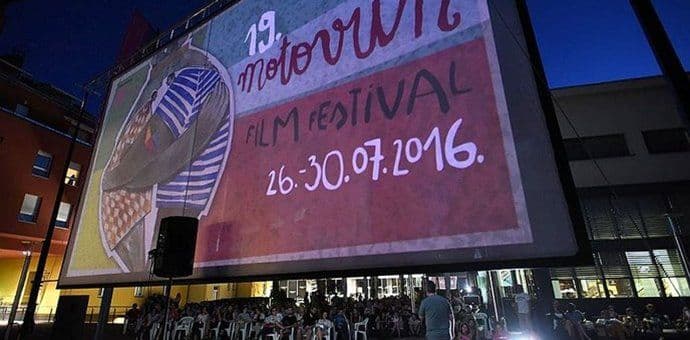 Počeo 19. Motovun Film Festival: Od komedije do filmova o jačanju desnice Počeo 19. Motovun Film Festival: Od komedije do filmova o jačanju desnice