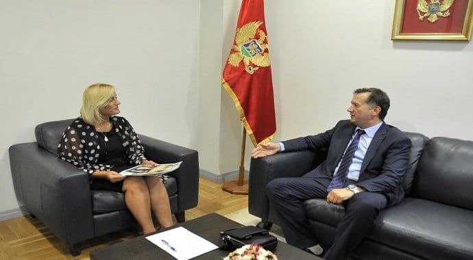 Jasavić - Sancaktar: Matična država mora da uspostavi ozbiljniji odnos sa iseljenicima Jasavić - Sancaktar: Matična država mora da uspostavi ozbiljniji odnos sa iseljenicima