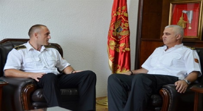 Admiral Samardžić primio kapetana Ćorca, koji ide u EUTM misiju u Mali Admiral Samardžić primio kapetana Ćorca, koji ide u EUTM misiju u Mali