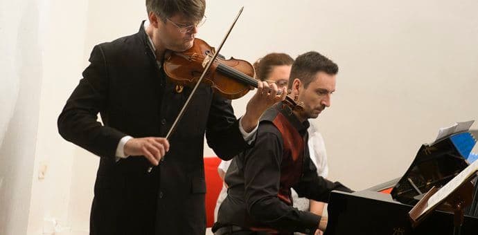 KOTORART: Udruženi snažni talenti i ogromno izvođačko iskustvo KOTORART: Udruženi snažni talenti i ogromno izvođačko iskustvo