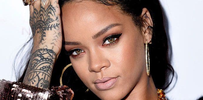 Pjevačica ipak u vezi sa milijarderom iz Saudijske Arabije Pjevačica ipak u vezi sa milijarderom iz Saudijske Arabije