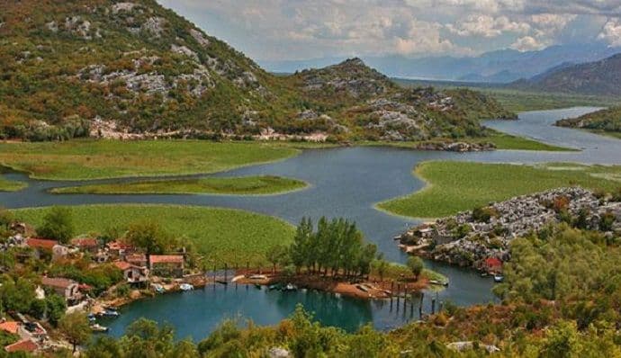 Krivolov najveći problem nadzornika na Skadarskom jezeru Krivolov najveći problem nadzornika na Skadarskom jezeru