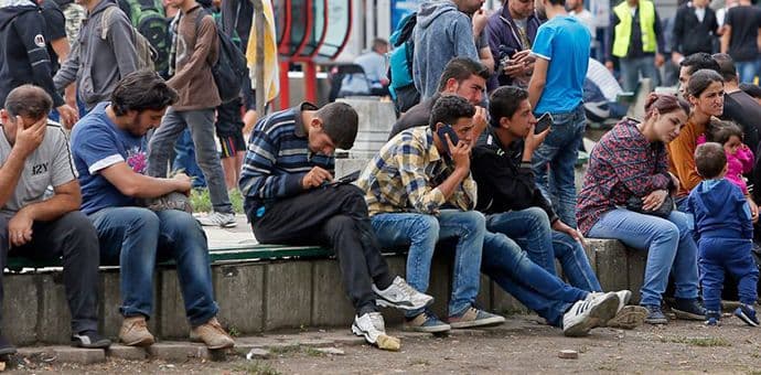 Crveni krst: Zbog borbi za Mosul moguće i milion novih izbjeglica Crveni krst: Zbog borbi za Mosul moguće i milion novih izbjeglica