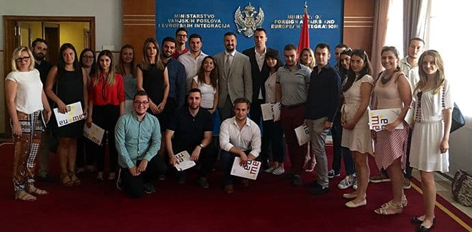 Članovi Međunarodne unije socijalističke omladine u posjeti MVPEI Članovi Međunarodne unije socijalističke omladine u posjeti MVPEI