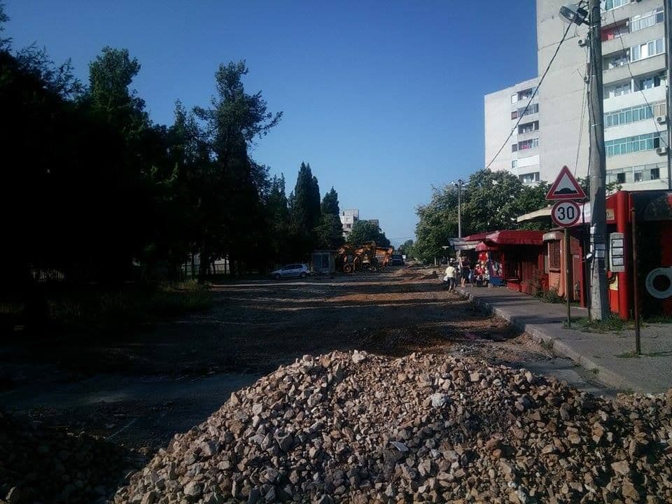 KONAČNO: Počela rekonstrukcija Ulice Radosava Burića- II faza (FOTO) KONAČNO: Počela rekonstrukcija Ulice Radosava Burića- II faza (FOTO)