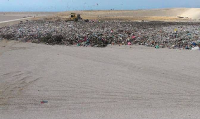 Dnevno 150 tona otpada iz Budve dolazi na Možuru Dnevno 150 tona otpada iz Budve dolazi na Možuru