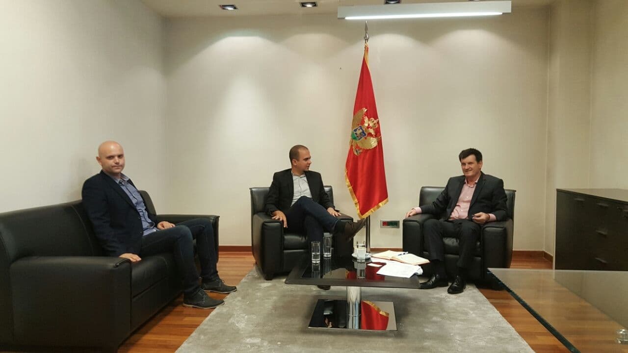 Vujović sa sindikatom Instituta: Menadžment ne posluje u interesu kompanije Vujović sa sindikatom Instituta: Menadžment ne posluje u interesu kompanije