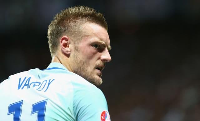 Vardiju tri meča suspenzije Vardiju tri meča suspenzije