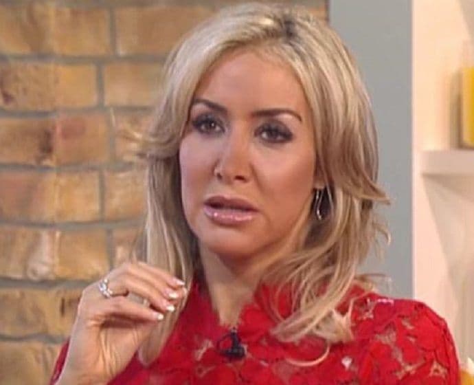 Bila je uspješna voditeljka , a onda se okrenula elitnoj prostituciji Bila je uspješna voditeljka , a onda se okrenula elitnoj prostituciji