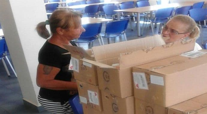 "Neregelija" donirala hranu Narodnoj kuhinji na Koniku "Neregelija" donirala hranu Narodnoj kuhinji na Koniku