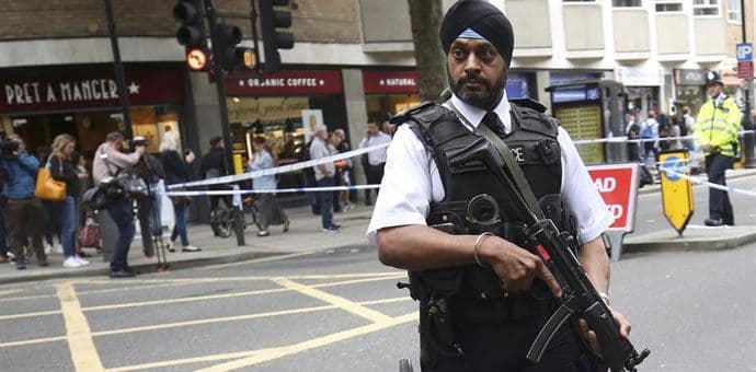 Policija: Napad u Londonu nije bio teroristički Policija: Napad u Londonu nije bio teroristički