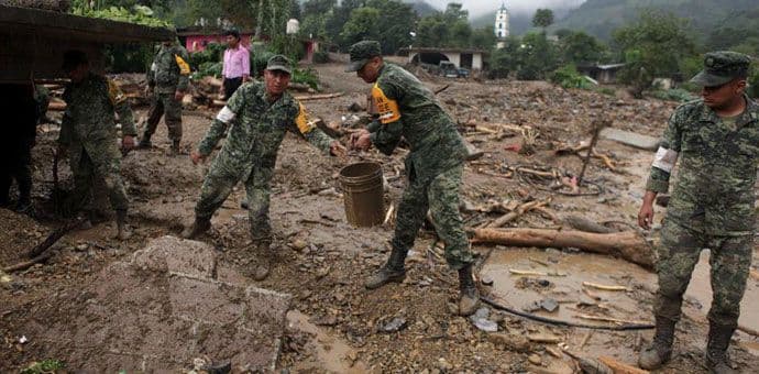 Tropska oluja izazvala klizište u Meksiku, 39 mrtvih Tropska oluja izazvala klizište u Meksiku, 39 mrtvih