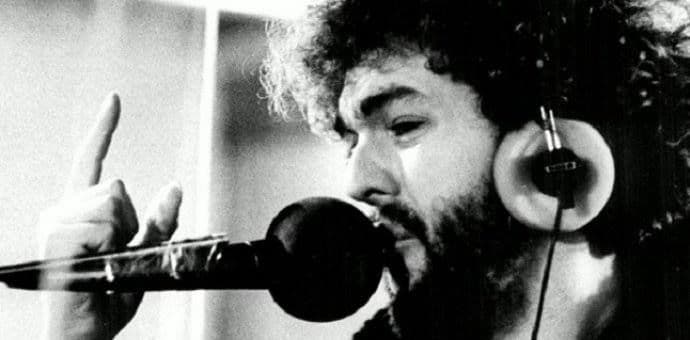 Kad život śedoči pjesmu: Miladin Šobić, čovjek čiste sreće i čiste tuge Kad život śedoči pjesmu: Miladin Šobić, čovjek čiste sreće i čiste tuge