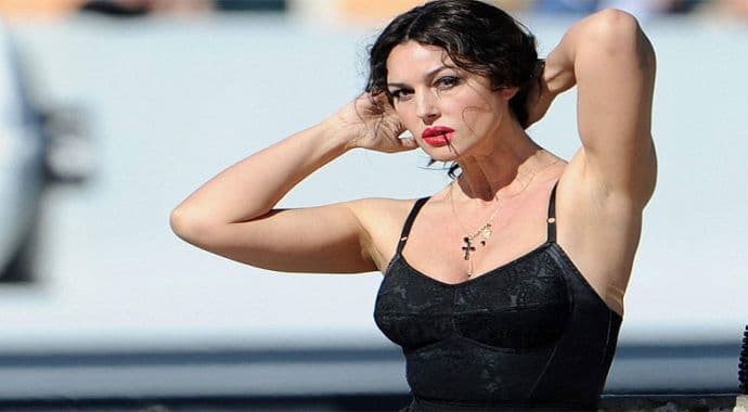 Ovako je Monika Belući izgledala u dvadesetima Ovako je Monika Belući izgledala u dvadesetima