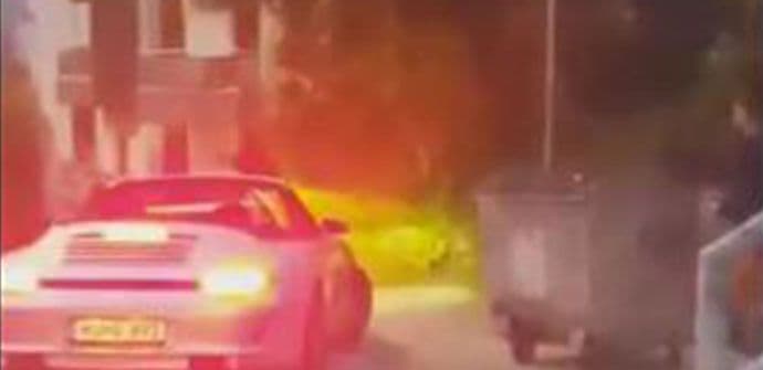 BUDVA: Pomjerio kontejner da bi parkirao „poršea“ (VIDEO) BUDVA: Pomjerio kontejner da bi parkirao „poršea“ (VIDEO)