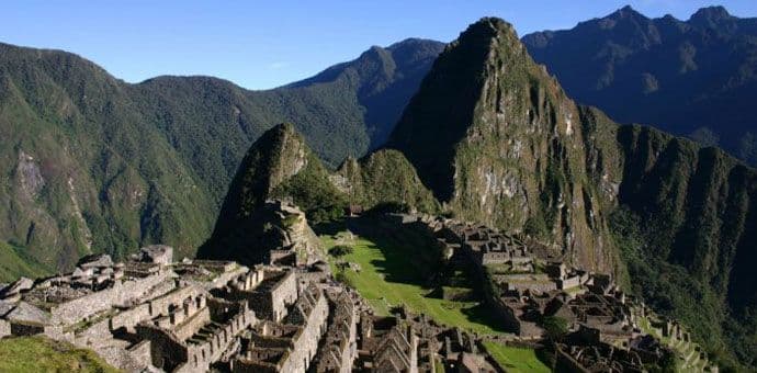 Otkrivena dosad najveća grobnica Maja (video) Otkrivena dosad najveća grobnica Maja (video)