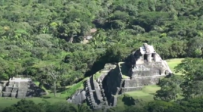 Otkrivena najveća grobnica Maja, stručnjake podsjeća na one iz Egipta Otkrivena najveća grobnica Maja, stručnjake podsjeća na one iz Egipta