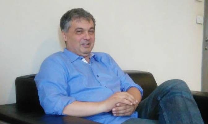 Lučić: Dogodine mobilnim plaćamo račune, za koju deceniju kupujemo zdravlje Lučić: Dogodine mobilnim plaćamo račune, za koju deceniju kupujemo zdravlje