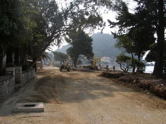 PETROVAČKO ŠETALIŠTE: Za kilometar ceste dali 7 miliona PETROVAČKO ŠETALIŠTE: Za kilometar ceste dali 7 miliona