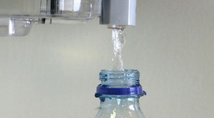 Plastične flaše za vodu prljavije od WC šolje Plastične flaše za vodu prljavije od WC šolje