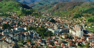 Djevojčica prijavila silovanje, policija privela osumnjičenog Djevojčica prijavila silovanje, policija privela osumnjičenog