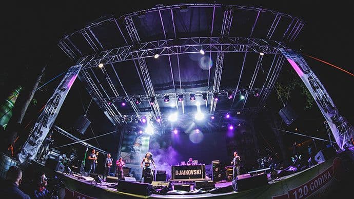 Drugo veče LAKE FESTA: Majke i Kiril podigli atmosferu do usijanja (FOTO) Drugo veče LAKE FESTA: Majke i Kiril podigli atmosferu do usijanja (FOTO)