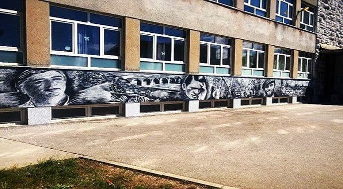 Mural velikana: Veličanstvena fasada OŠ ''Olga Golović'' Mural velikana: Veličanstvena fasada OŠ ''Olga Golović''
