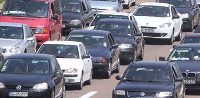 Upozorenje vozačima: Gužve na putevima prema moru Upozorenje vozačima: Gužve na putevima prema moru