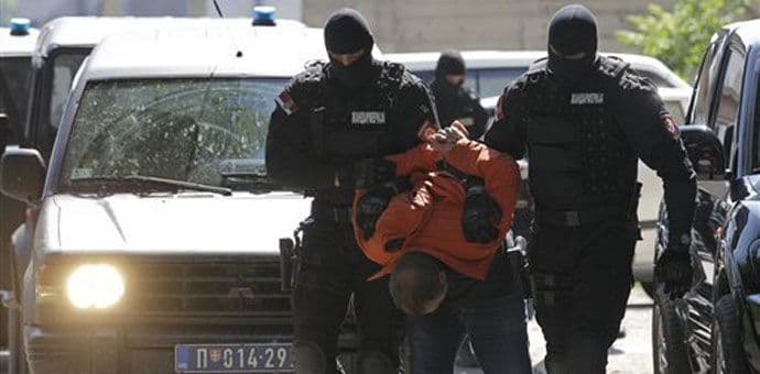 Uhapšeno šest osoba zbog krijumčarenja ljudi Uhapšeno šest osoba zbog krijumčarenja ljudi