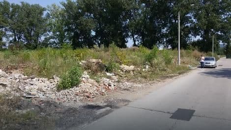 Žive pored zmijarnika nadomak centra Banjaluke Žive pored zmijarnika nadomak centra Banjaluke