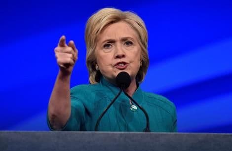 Hilari Klinton ispituje veze Trampovog pomoćnika s Rusijom Hilari Klinton ispituje veze Trampovog pomoćnika s Rusijom