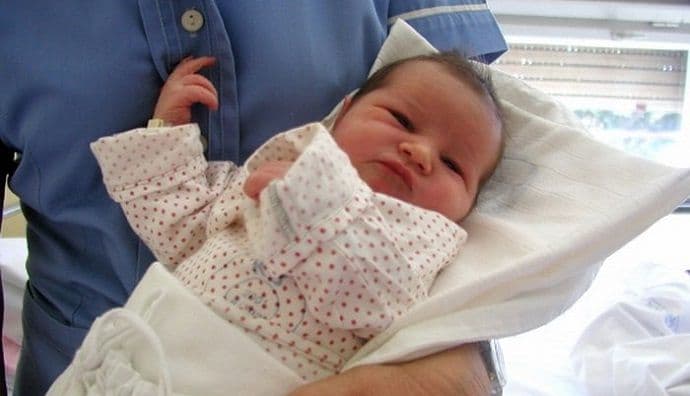 Pravila koja su nekad važila u odgoju novorođenčadi više ne važe Pravila koja su nekad važila u odgoju novorođenčadi više ne važe