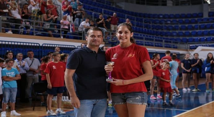Kadetkinje osvojile četvrto mjesto, Mina Dragović najbolji bloker Balkana! Kadetkinje osvojile četvrto mjesto, Mina Dragović najbolji bloker Balkana!